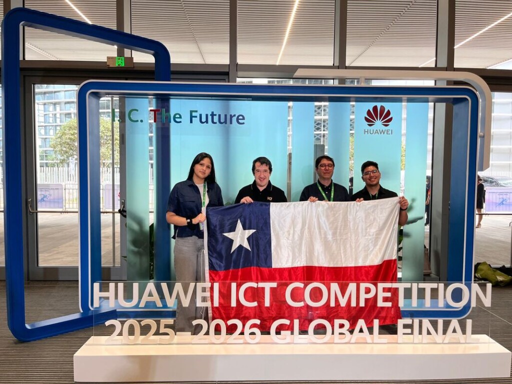 Estudiantes chilenos logran 3er lugar en competencia tecnológica en China