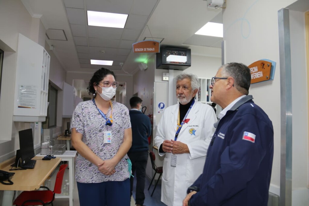 Subsecretario destaca preparación del Hospital Roberto del Río para el invierno