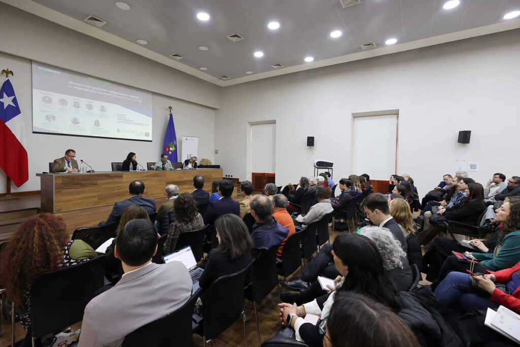 Expertos y autoridades debatieron la baja de la segregación escolar y las modificaciones al SAE