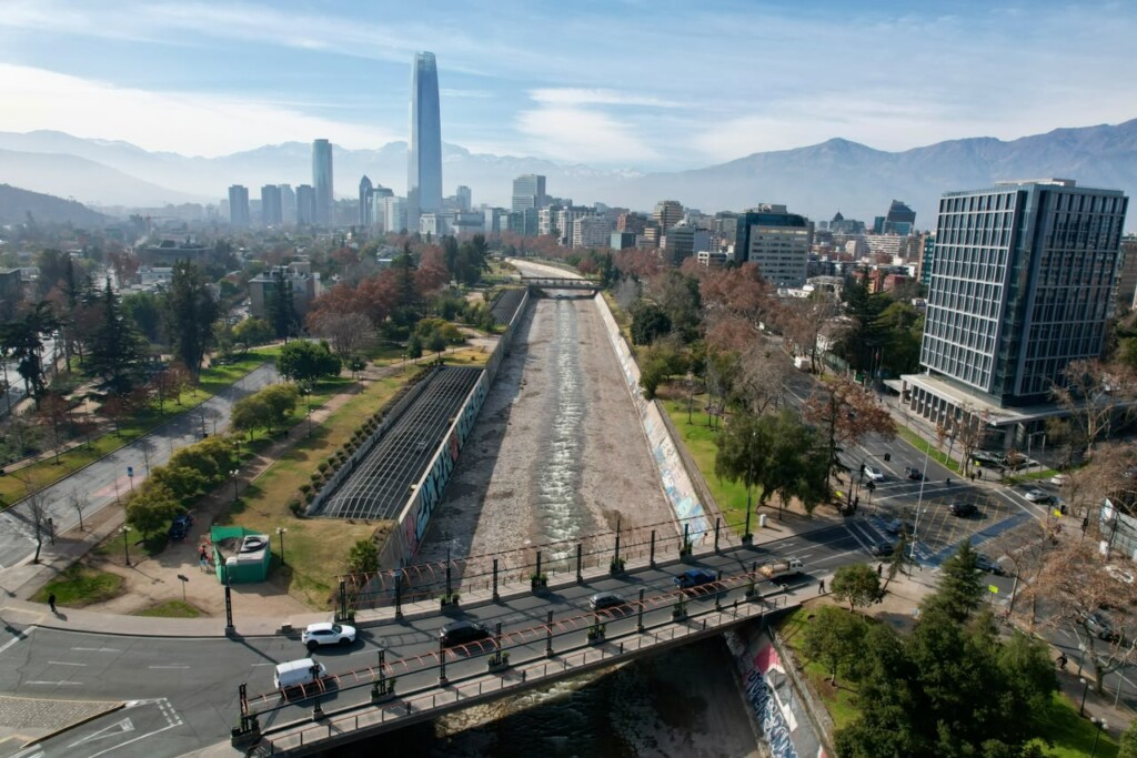 Gobierno de Santiago licita el Paseo Fluvial Río Mapocho