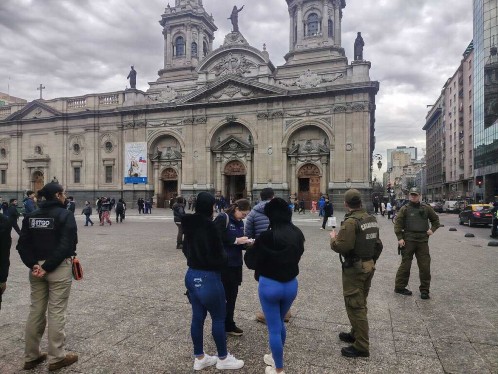 Fiscalización en el Casco Histórico de Santiago detecta múltiples irregularidades