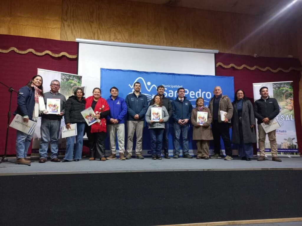 INDAP entrega $79 millones a agricultores de San Pedro