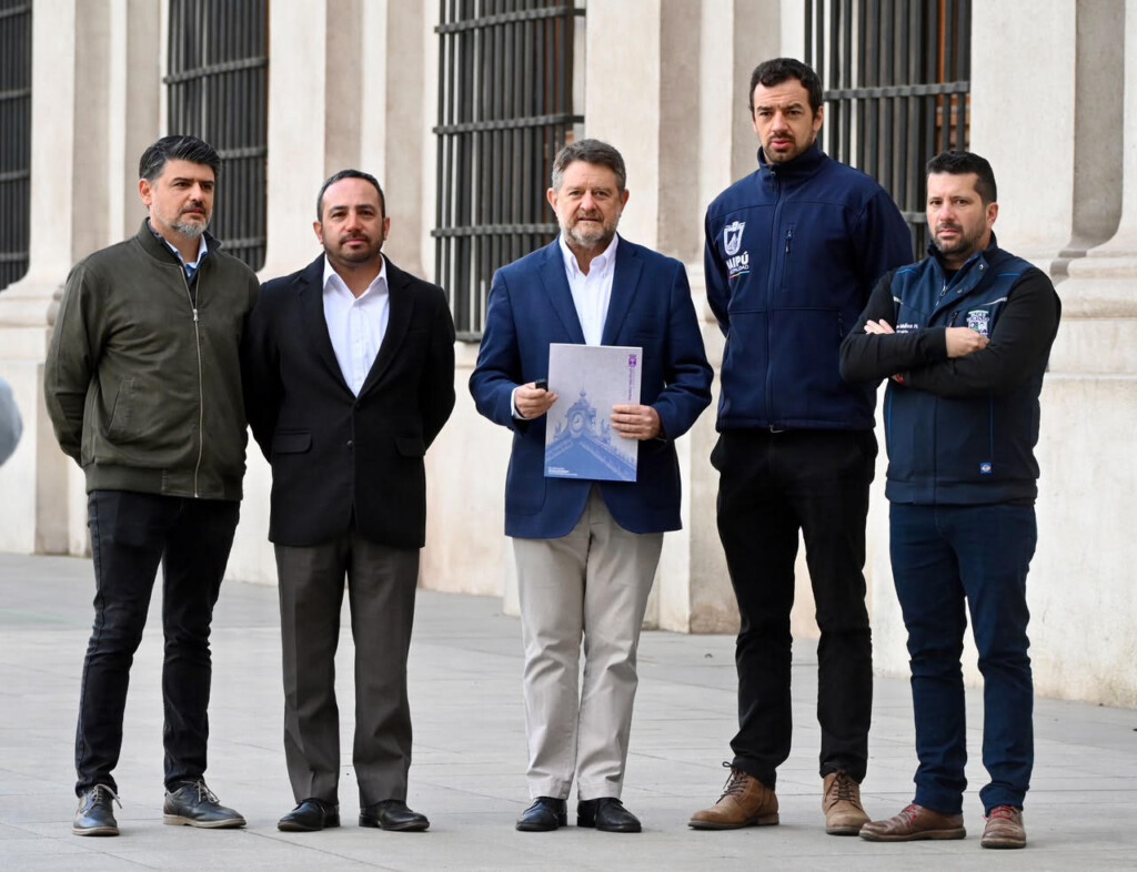 Alcaldes piden mantener Tren a Melipilla hasta Alameda