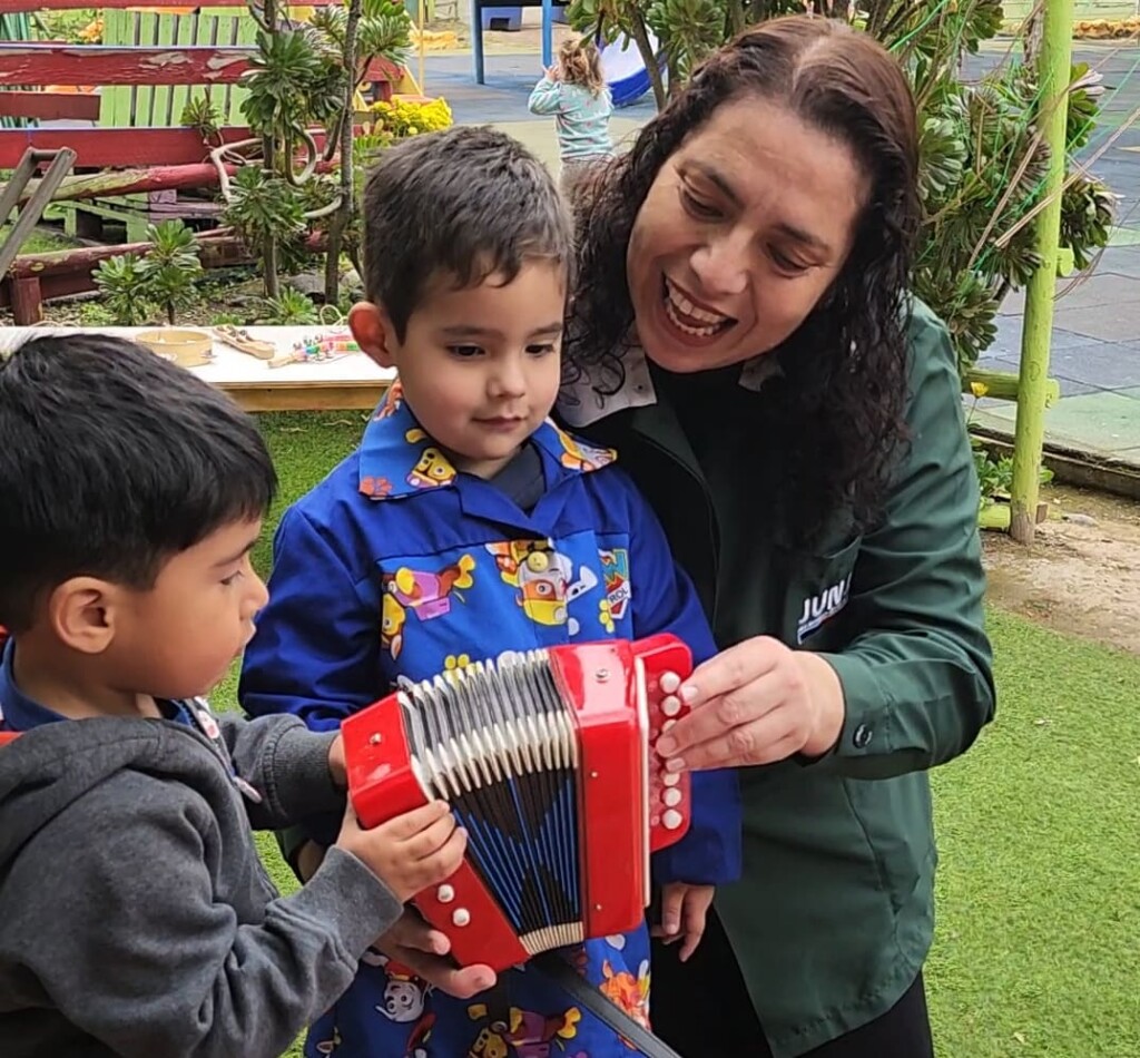 Educadora de JUNJI es finalista del Global Teacher Prize Chile 2026