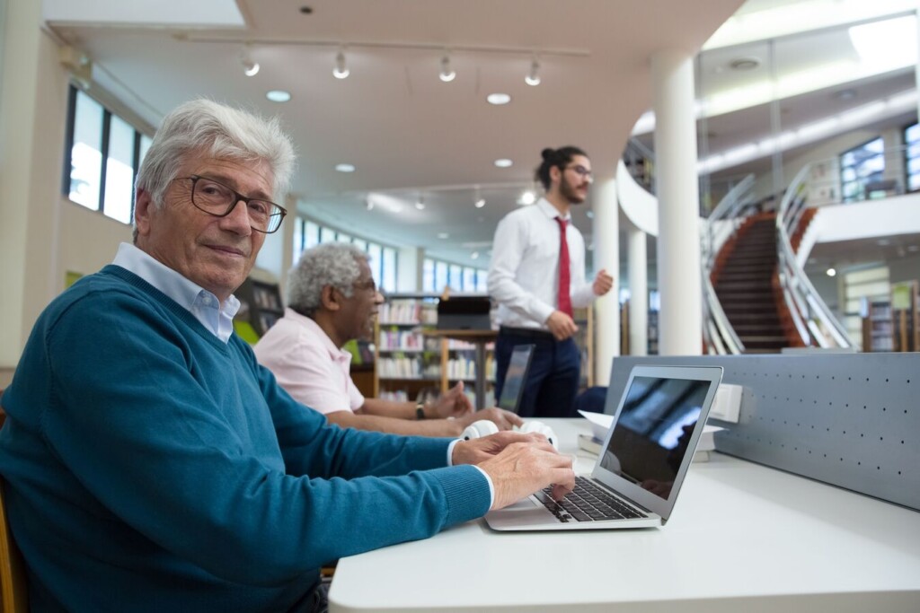 Cursos gratuitos para mayores de 50 años