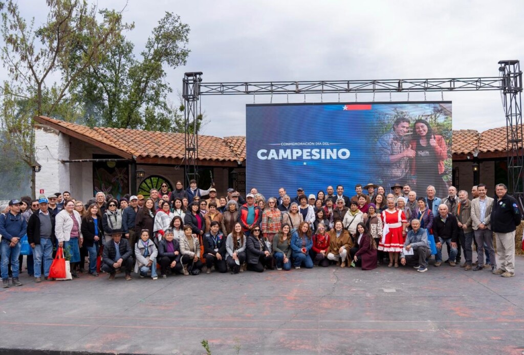 INDAP destaca el aporte de la Agricultura Familiar en del Día del Campesino en María Pinto