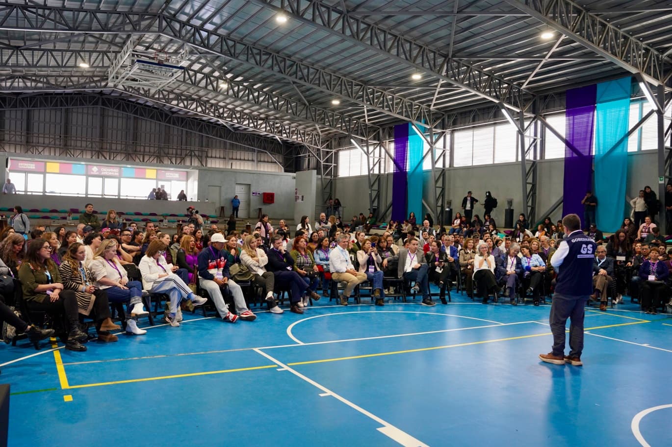 Pudahuel abre espacios de diálogo y colaboración entre actores públicos, privados y de la comunidad